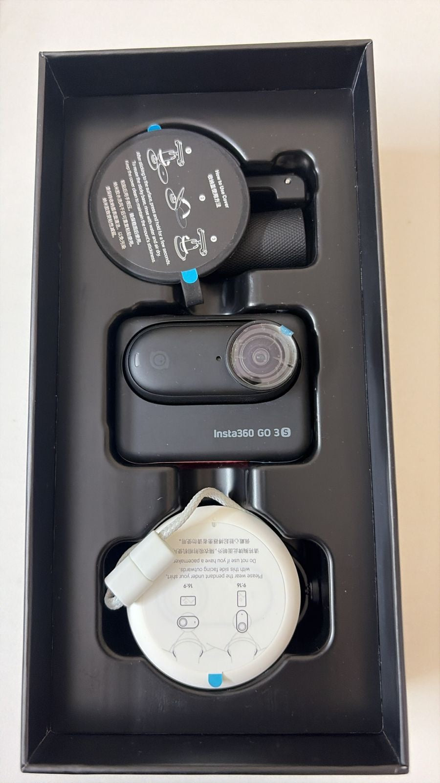 Insta360 GO 3S - 64 GB Black 4K Tiny Portable Vlogging Camera